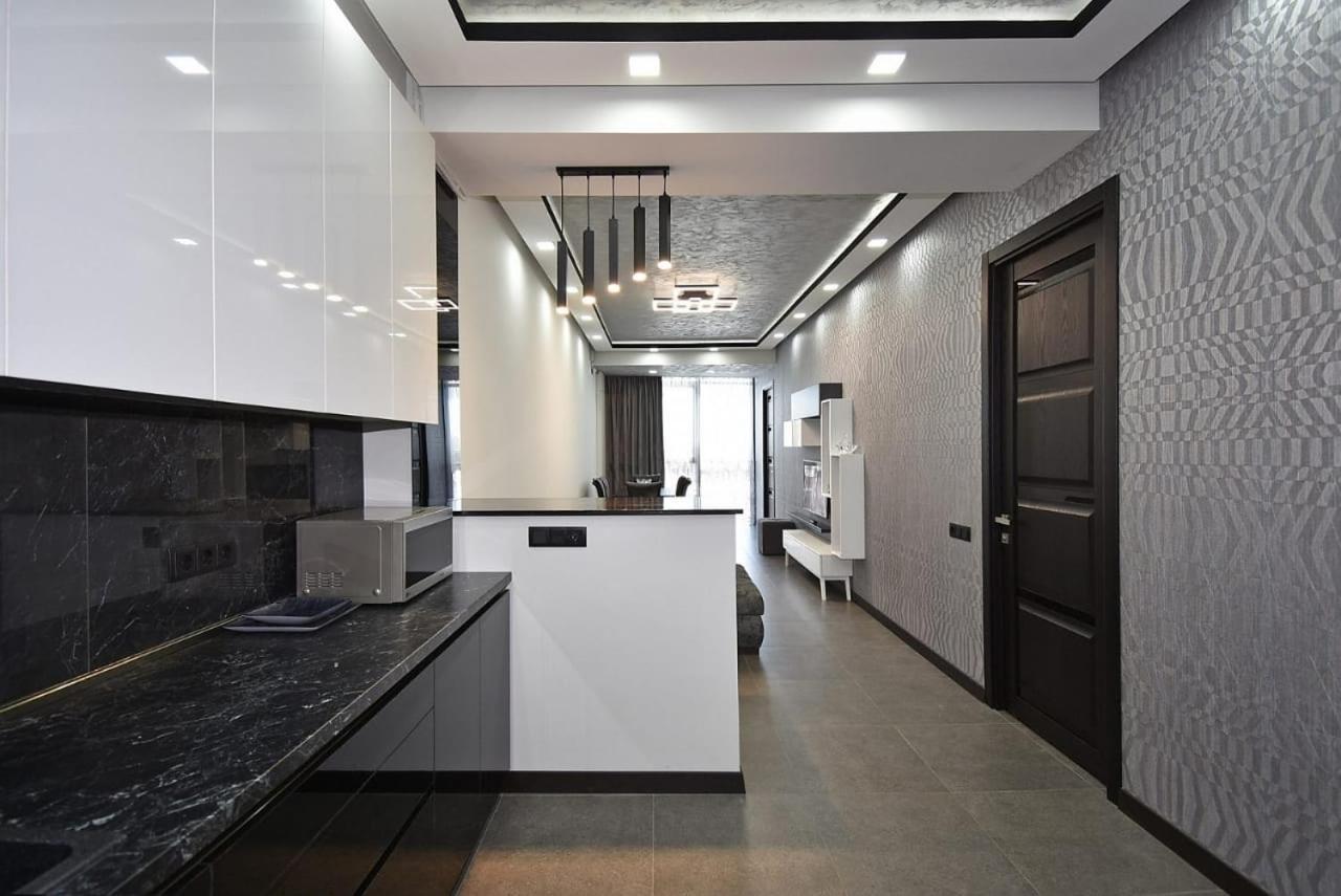 Luxuary 2Bedroom 2 Bathroom Apartment With Jacuzzi يريفان المظهر الخارجي الصورة